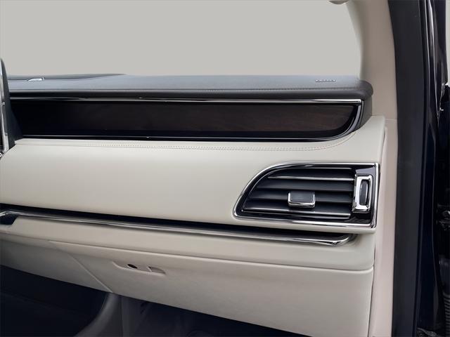 used 2019 Lincoln Navigator car, priced at $37,688