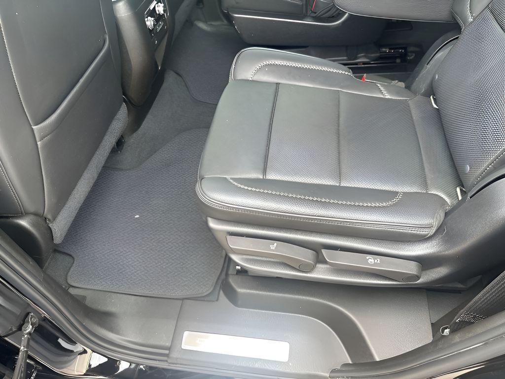 used 2021 GMC Yukon car, priced at $49,999