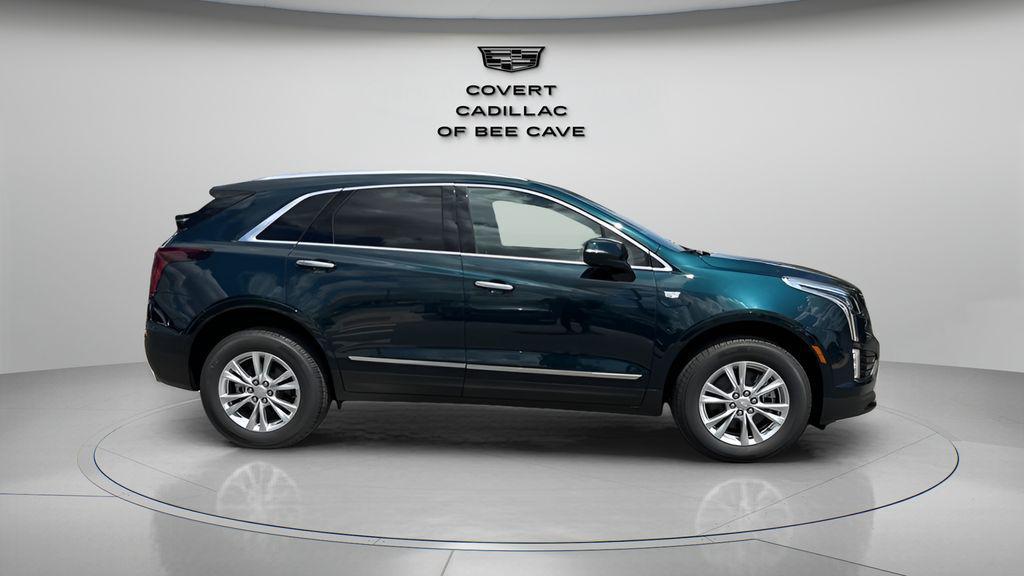 new 2025 Cadillac XT5 car, priced at $44,915
