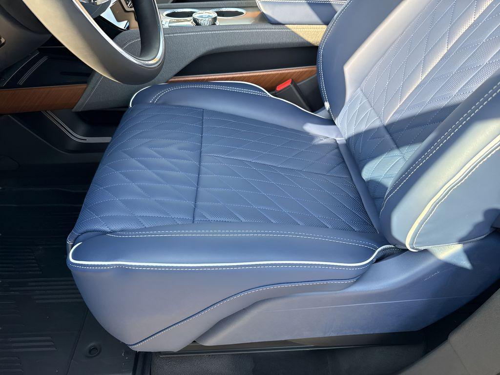 new 2026 Cadillac VISTIQ car, priced at $94,540