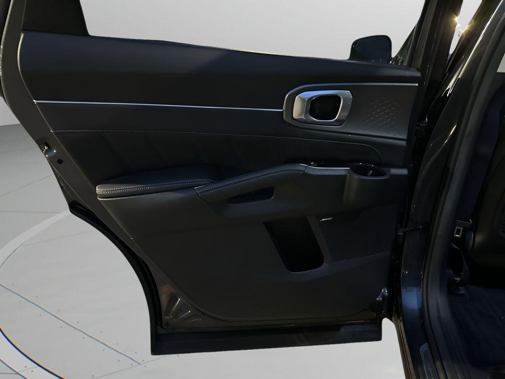 used 2021 Kia Sorento car, priced at $23,399