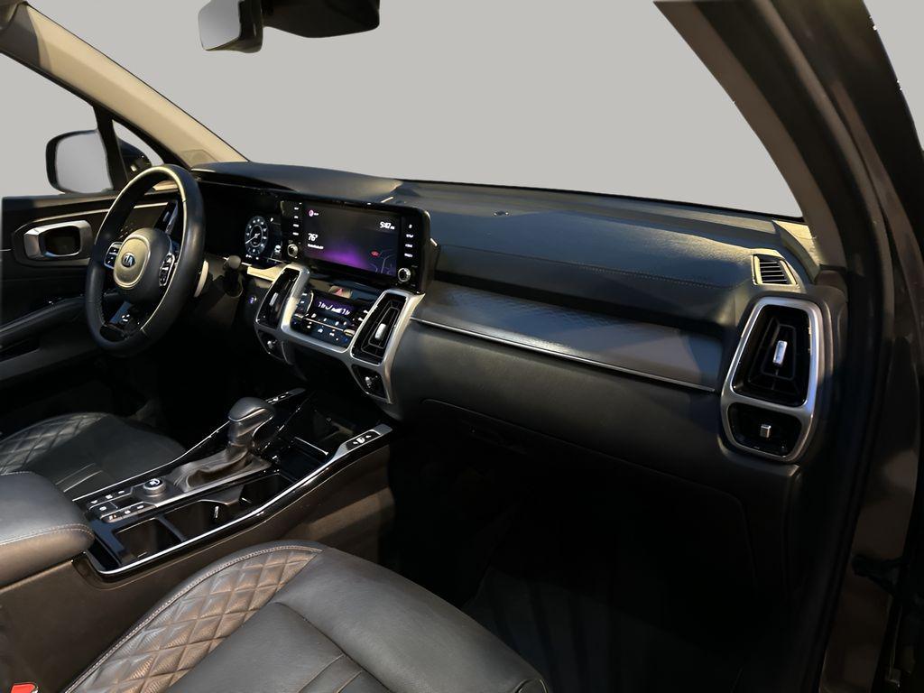 used 2021 Kia Sorento car, priced at $23,399