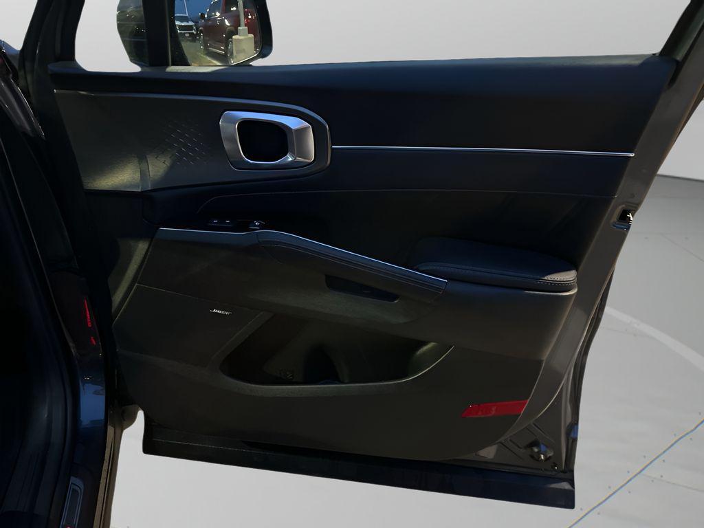 used 2021 Kia Sorento car, priced at $23,399