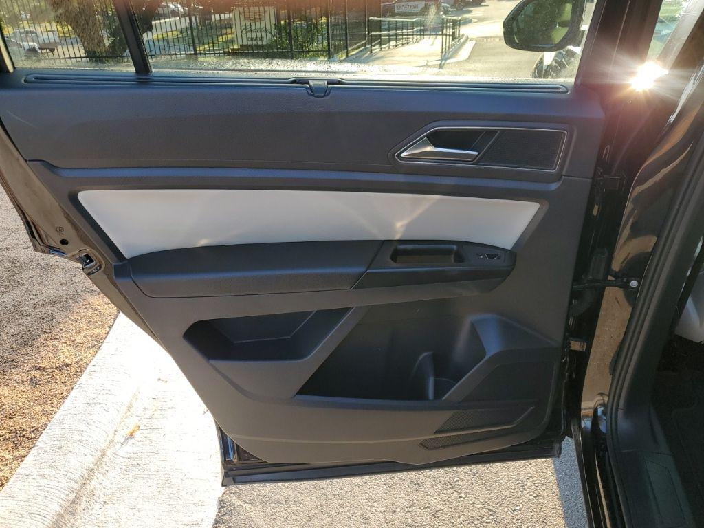 used 2018 Volkswagen Atlas car, priced at $17,221