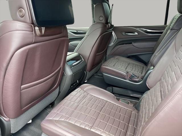 used 2023 Cadillac Escalade ESV car, priced at $88,999