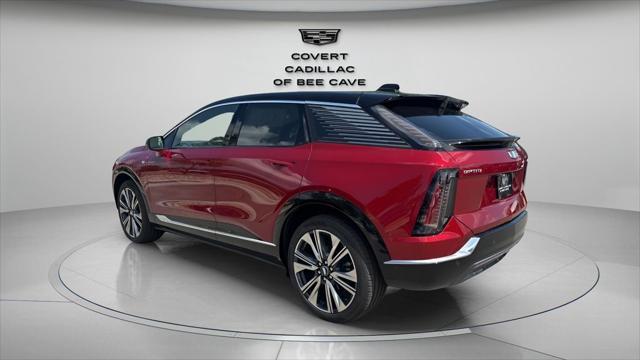 new 2025 Cadillac OPTIQ car, priced at $60,909