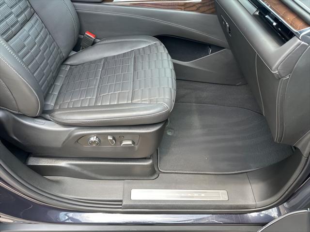used 2023 Cadillac Escalade car, priced at $75,999