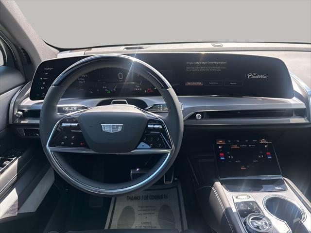 new 2026 Cadillac VISTIQ car, priced at $80,215