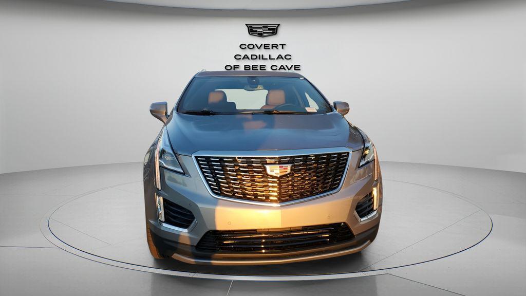 new 2025 Cadillac XT5 car, priced at $52,759