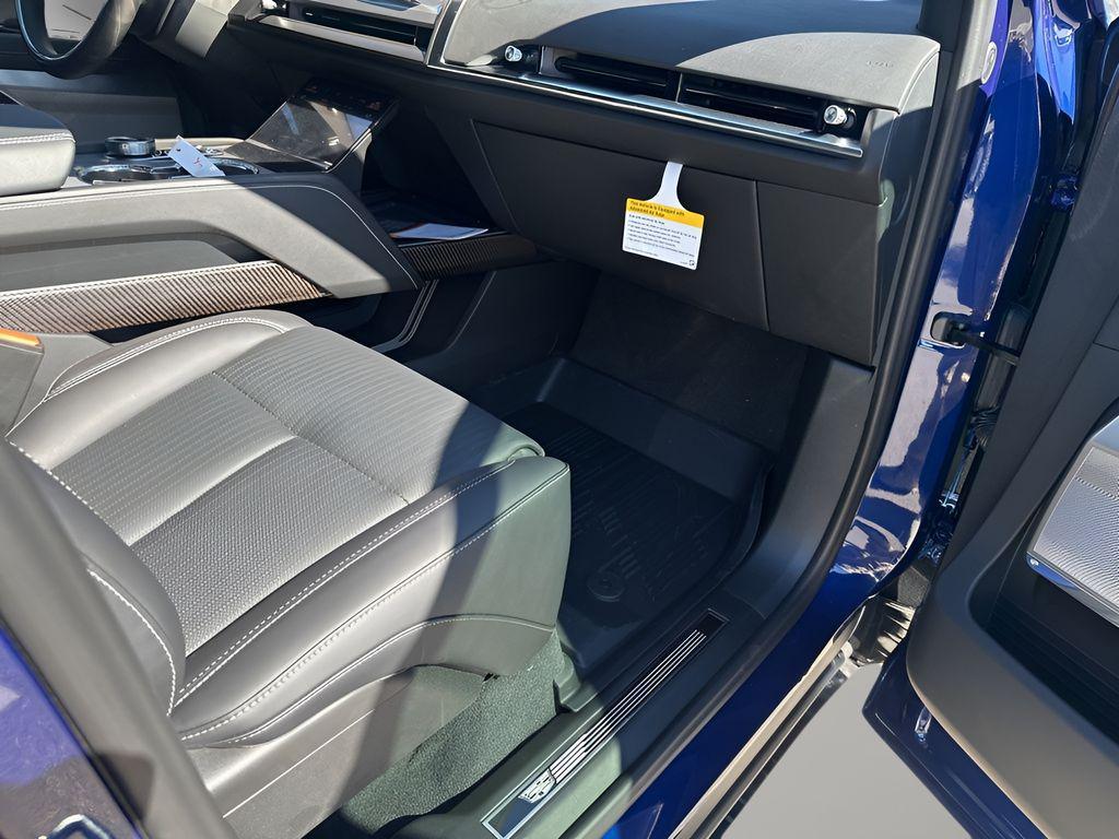 new 2026 Cadillac VISTIQ car, priced at $82,309