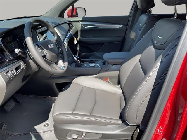 new 2025 Cadillac XT6 car, priced at $43,000