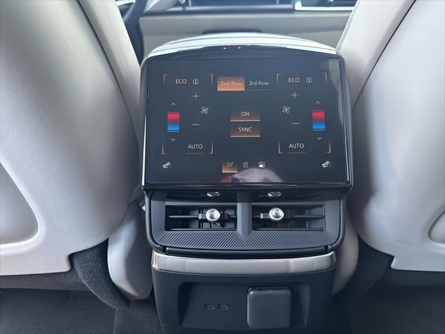 new 2026 Cadillac VISTIQ car, priced at $79,690