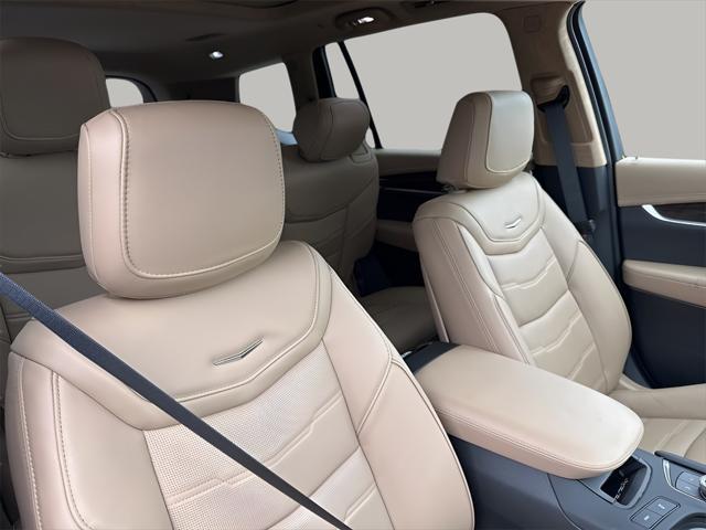 new 2025 Cadillac XT6 car, priced at $66,000
