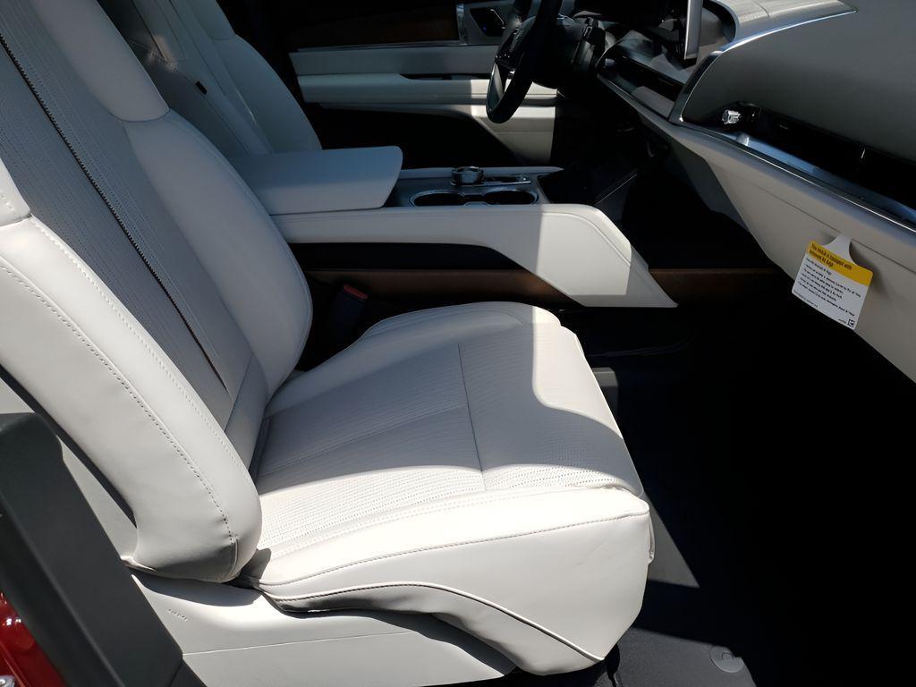 new 2026 Cadillac VISTIQ car, priced at $81,115