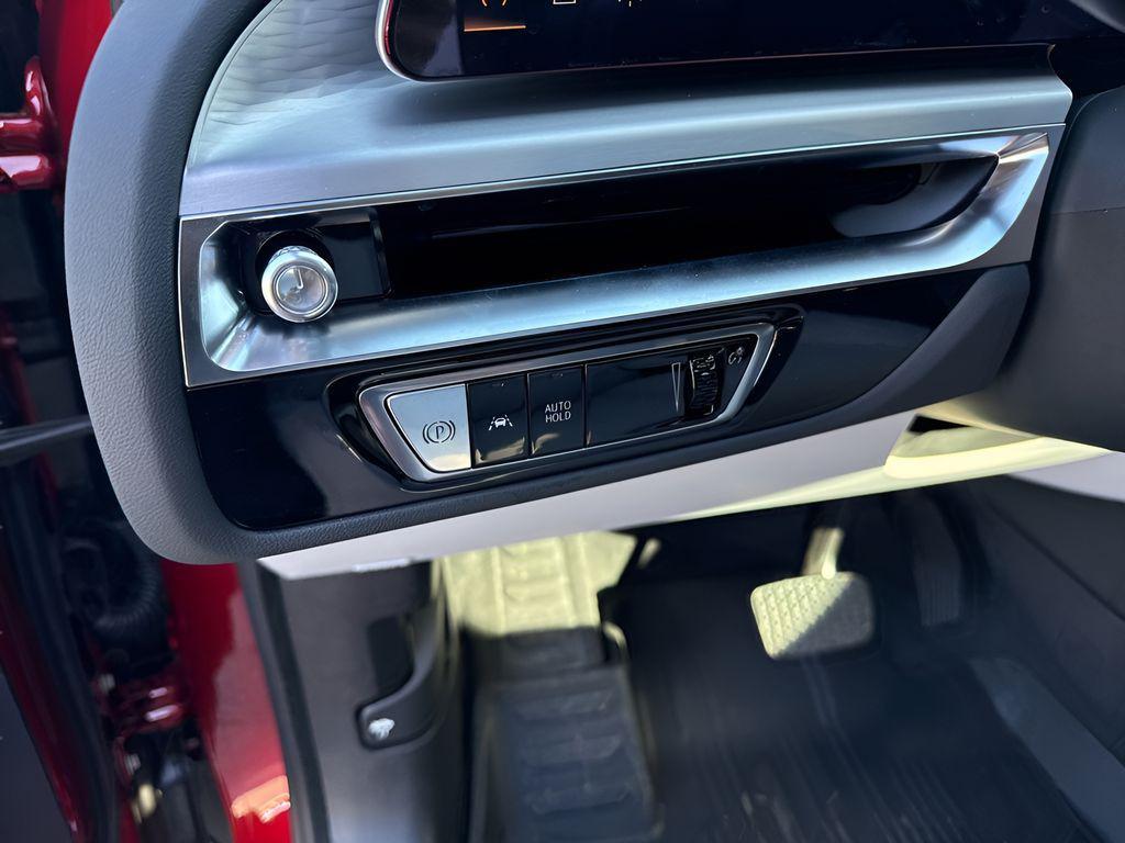 new 2025 Cadillac LYRIQ car, priced at $60,110