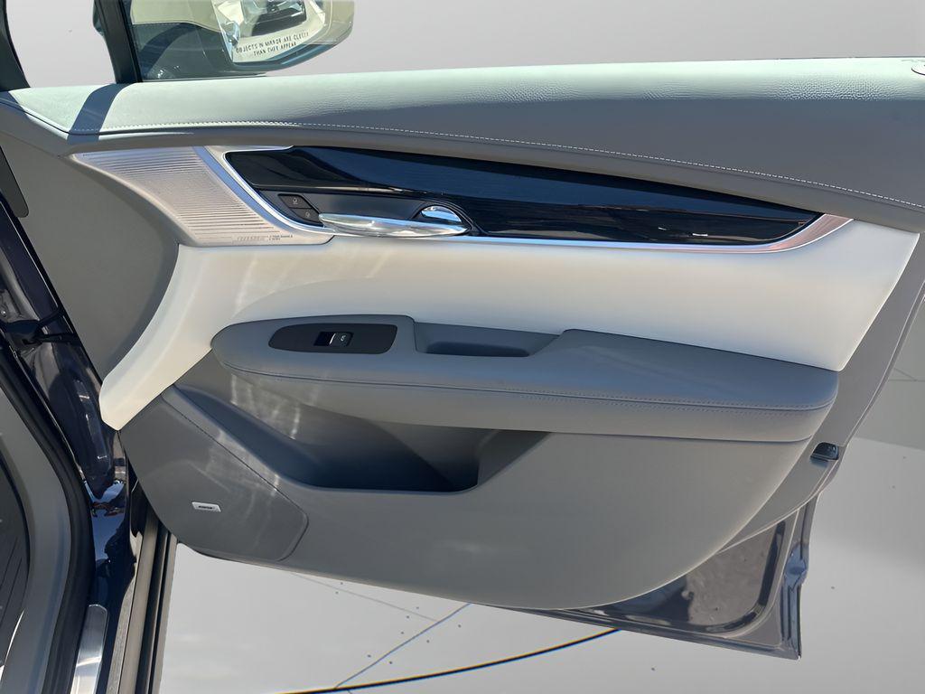 new 2025 Cadillac XT6 car, priced at $60,659