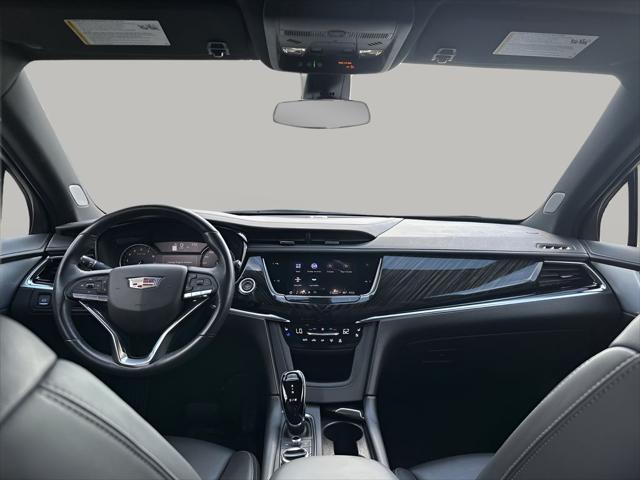 used 2023 Cadillac XT6 car, priced at $36,991