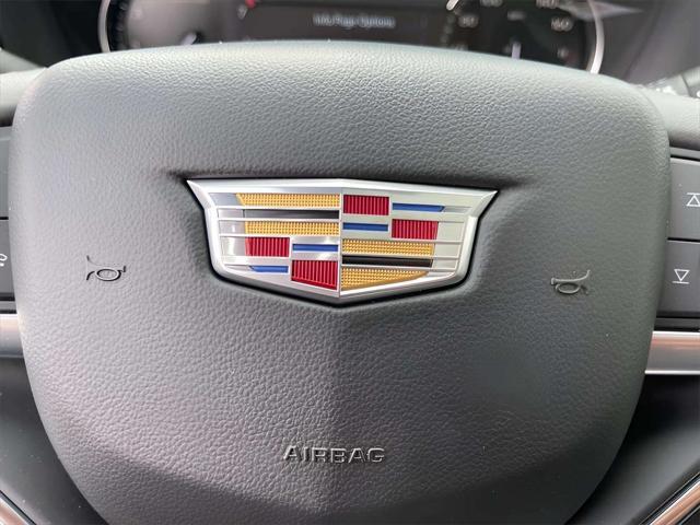 new 2025 Cadillac XT6 car, priced at $48,500
