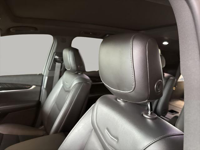used 2021 Cadillac XT6 car, priced at $34,888
