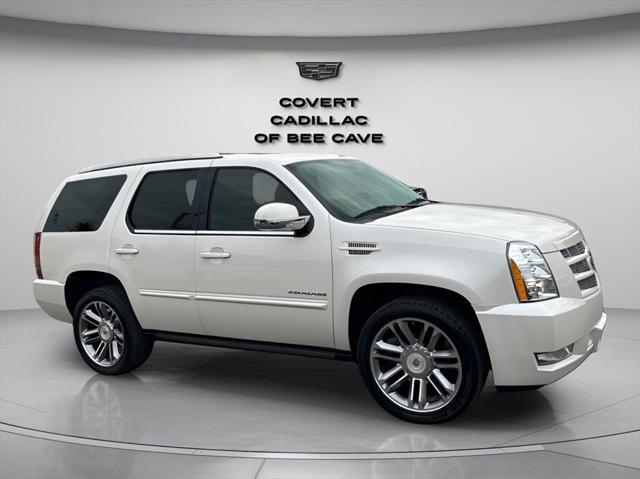 used 2014 Cadillac Escalade car, priced at $25,997