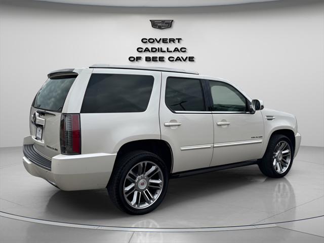 used 2014 Cadillac Escalade car, priced at $25,997