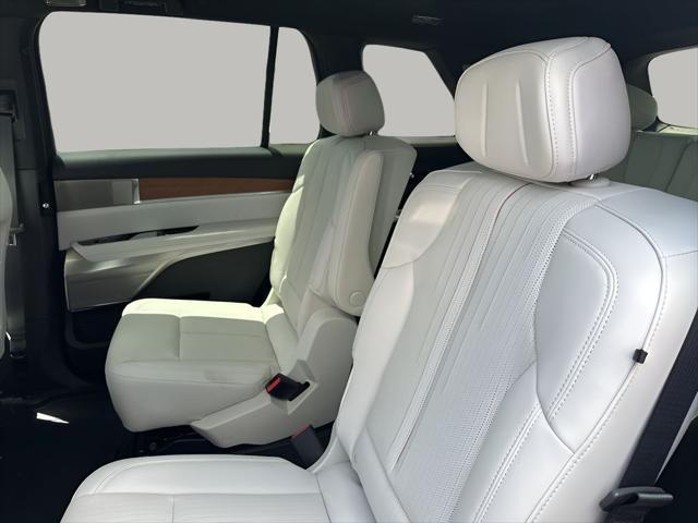 new 2026 Cadillac VISTIQ car, priced at $81,410