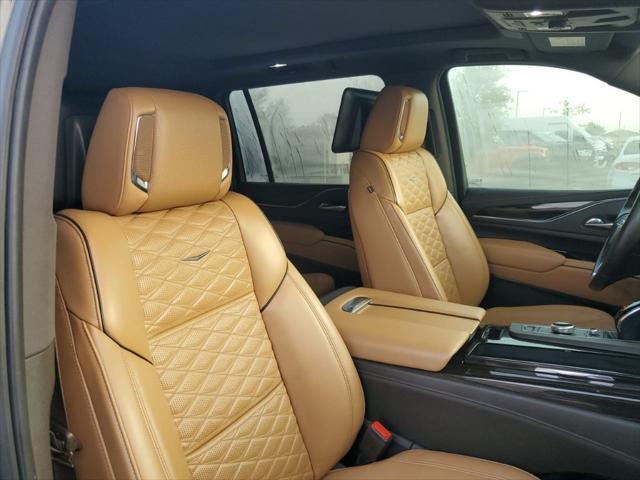 used 2021 Cadillac Escalade ESV car, priced at $59,799