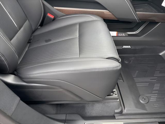 new 2026 Cadillac VISTIQ car, priced at $81,965