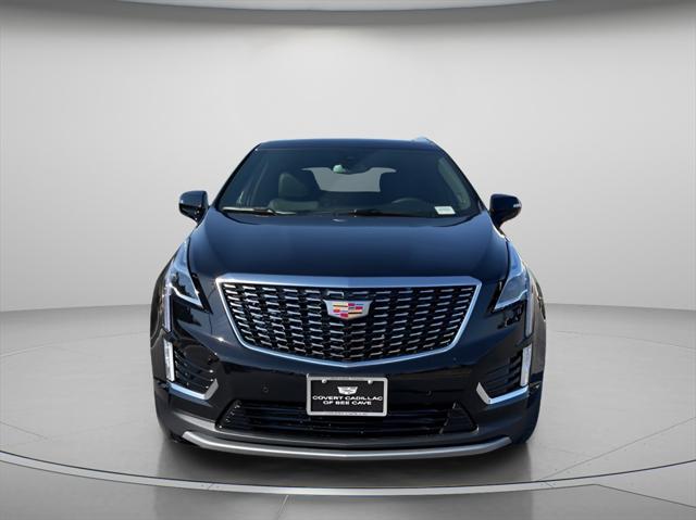 new 2025 Cadillac XT5 car, priced at $51,615