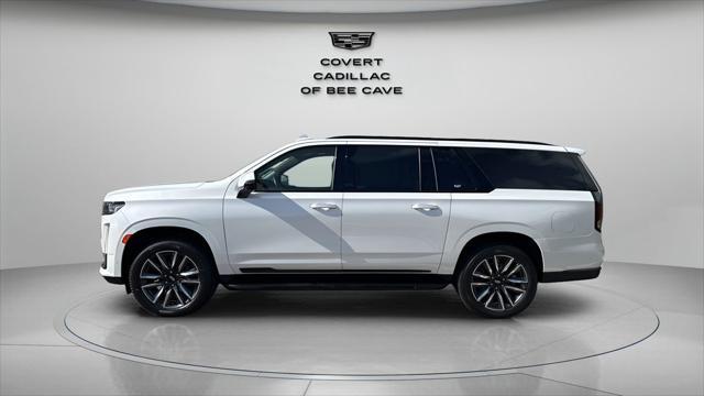 used 2022 Cadillac Escalade ESV car, priced at $59,299