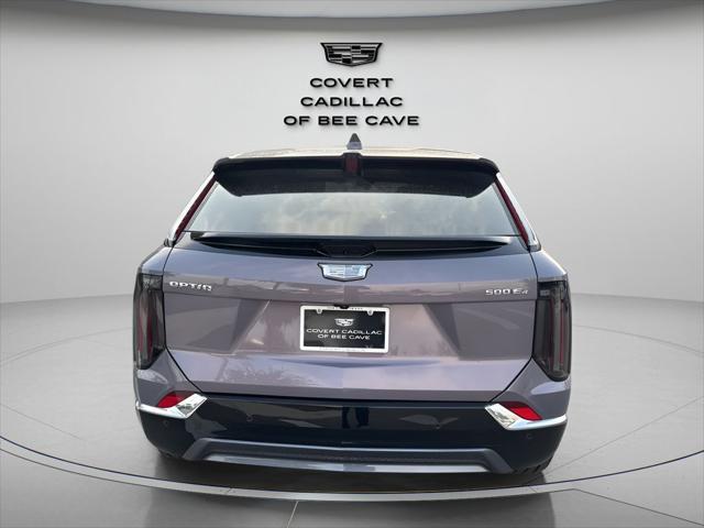 new 2025 Cadillac OPTIQ car, priced at $57,770