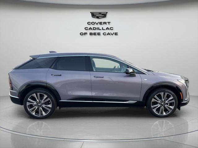 new 2025 Cadillac OPTIQ car, priced at $57,770