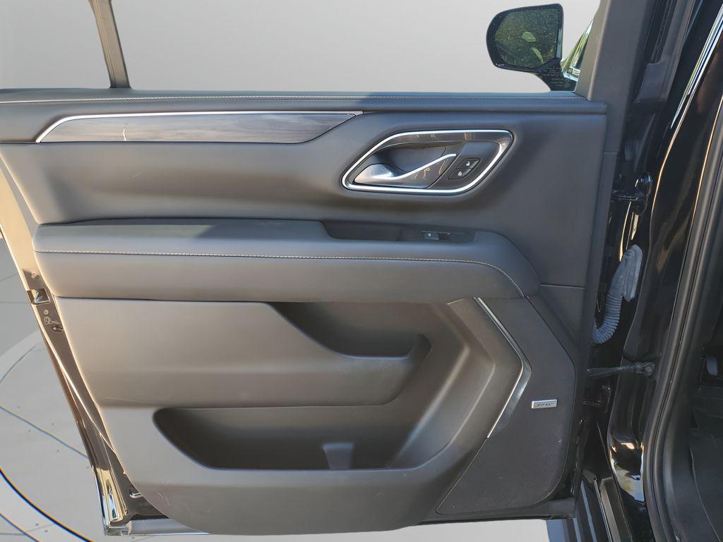 used 2023 GMC Yukon XL car, priced at $51,549