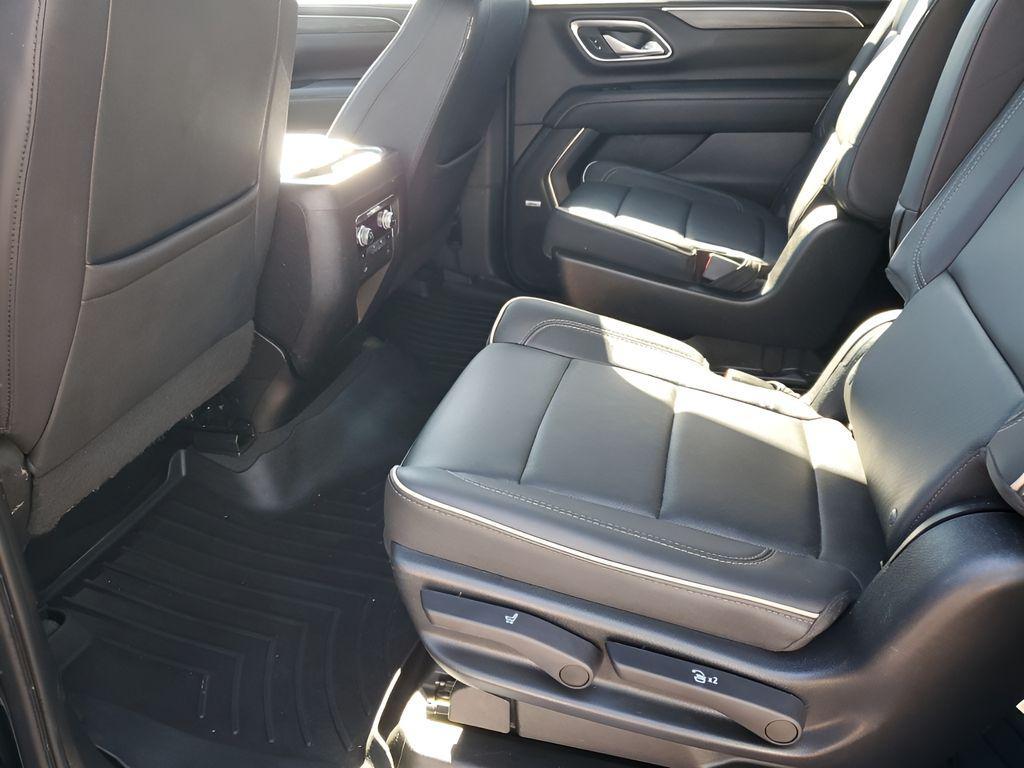 used 2023 GMC Yukon XL car, priced at $51,549