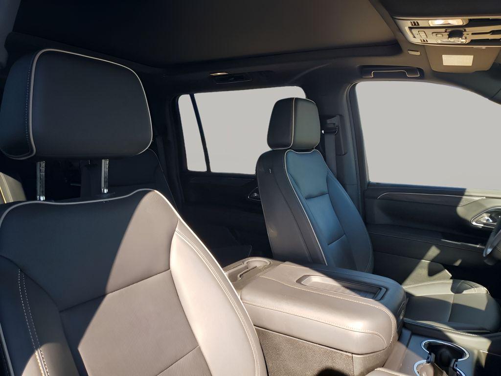 used 2023 GMC Yukon XL car, priced at $51,549