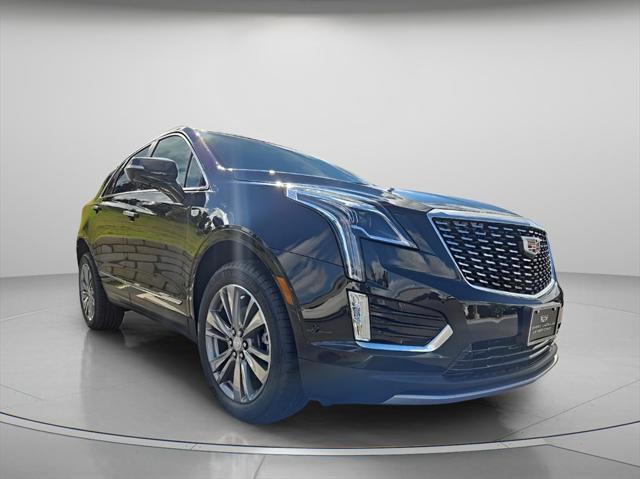 new 2025 Cadillac XT5 car, priced at $55,890