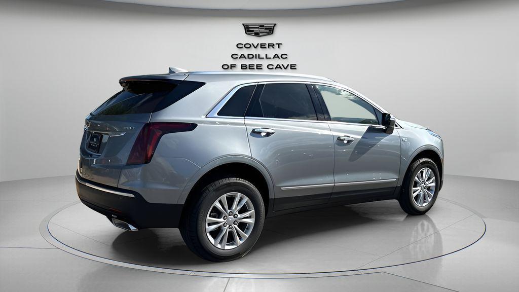 new 2025 Cadillac XT5 car, priced at $44,290