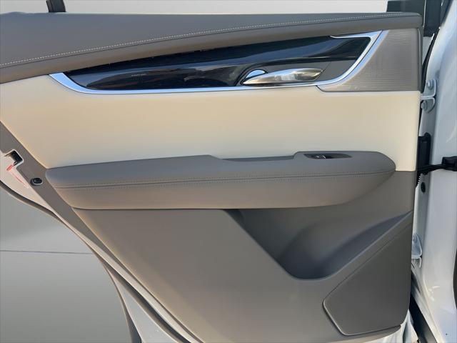new 2025 Cadillac XT6 car, priced at $61,464