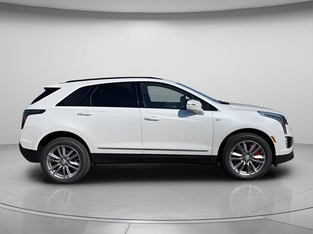 new 2025 Cadillac XT5 car, priced at $61,090