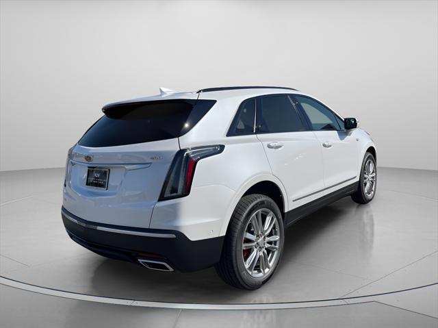 new 2025 Cadillac XT5 car, priced at $61,090