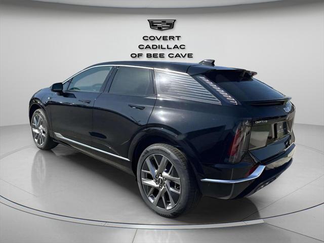 new 2025 Cadillac OPTIQ car, priced at $55,039