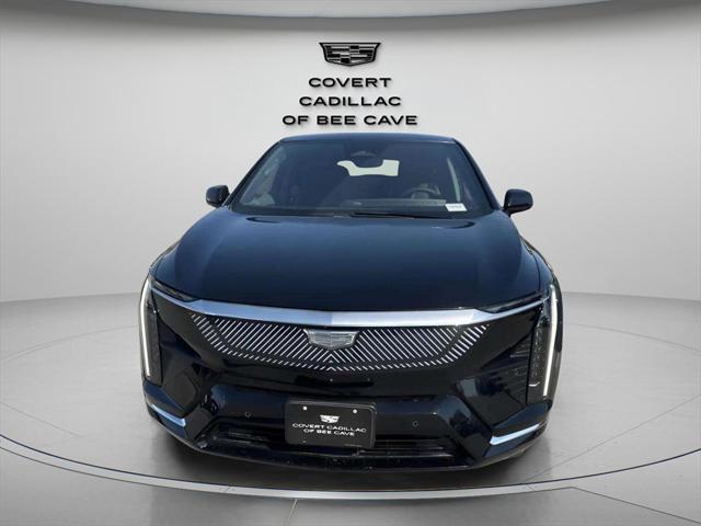 new 2025 Cadillac OPTIQ car, priced at $55,039