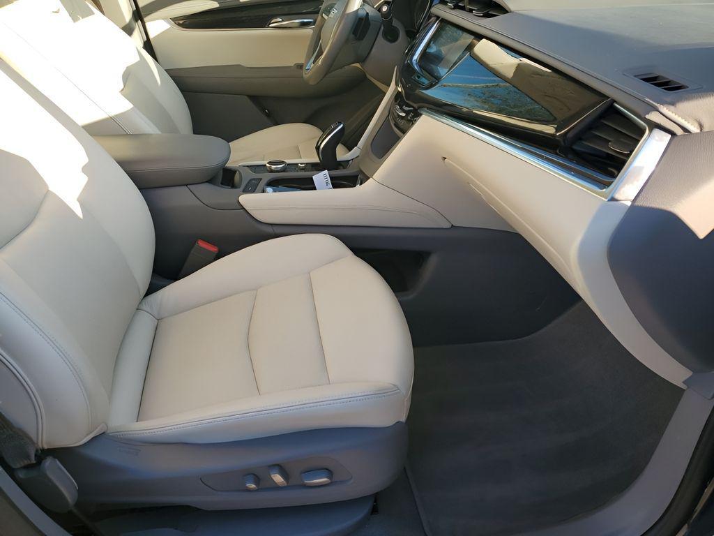 used 2020 Cadillac XT6 car, priced at $21,675