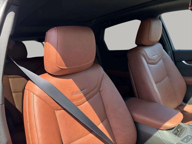 new 2025 Cadillac XT5 car, priced at $59,330