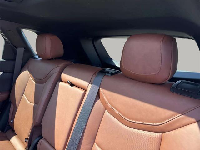 new 2025 Cadillac XT5 car, priced at $59,330
