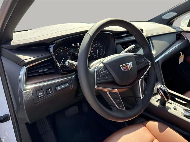 new 2025 Cadillac XT5 car, priced at $59,330