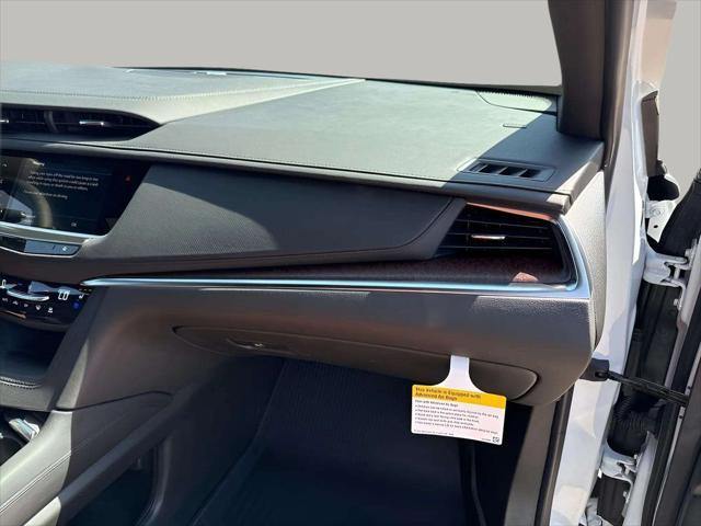 new 2025 Cadillac XT5 car, priced at $59,330