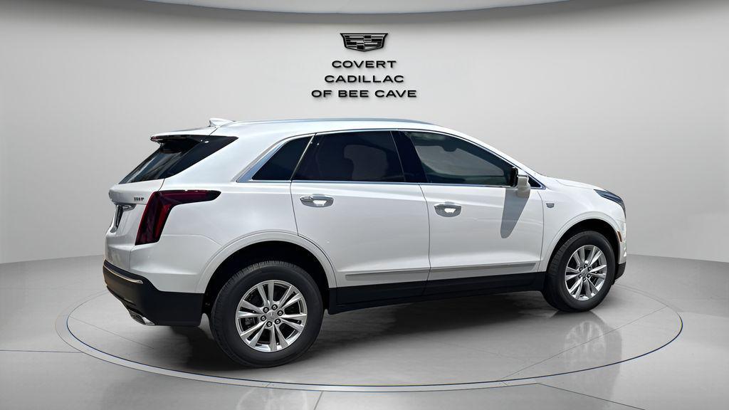 new 2025 Cadillac XT5 car, priced at $45,515