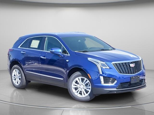 new 2025 Cadillac XT5 car, priced at $45,315