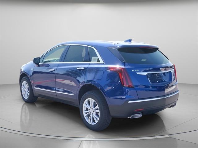 new 2025 Cadillac XT5 car, priced at $45,315